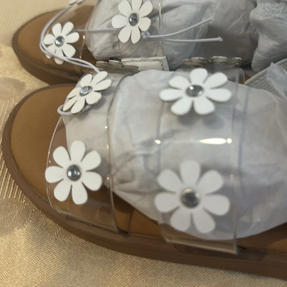 Steve Madden Kids Jashlin Daisy Embellished Sandal